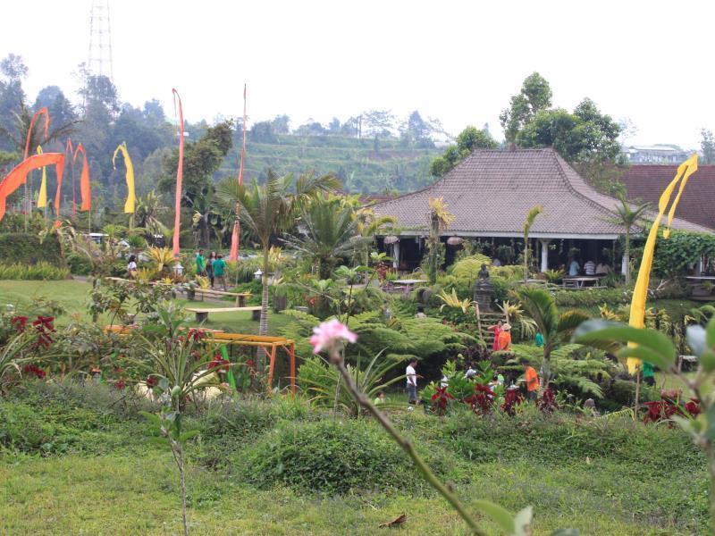 Warung Rekreasi Bedugul Hotel Exterior foto